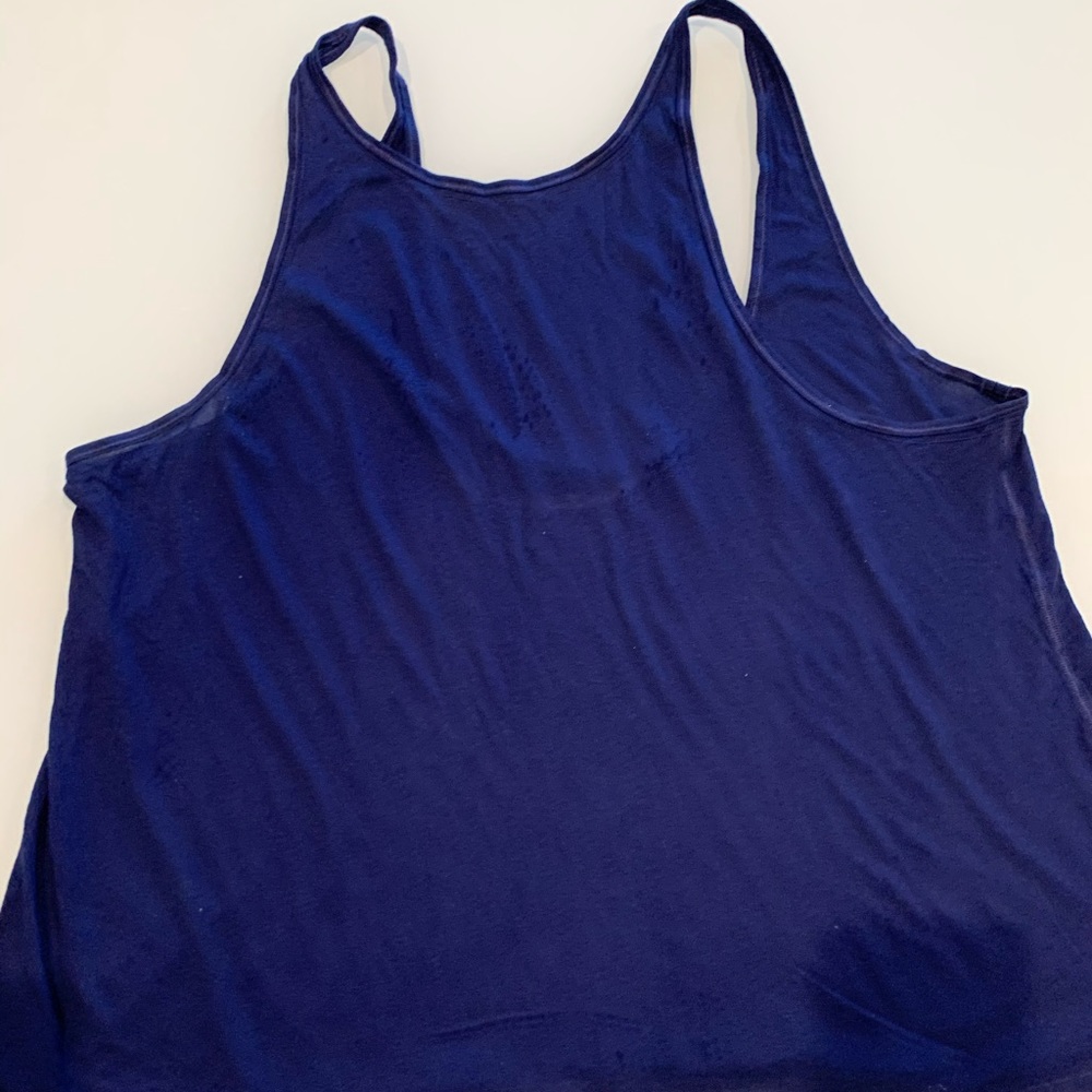Lululemon tank